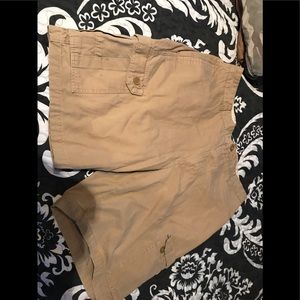 Chaps khaki shorts